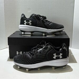 Under Armour Womens Glyde 2 MT Softball Cleats 3026601-001